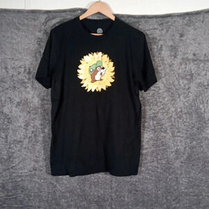 Buc-ees authentic short sleeve tee crew neck size Medium women (small flaw)